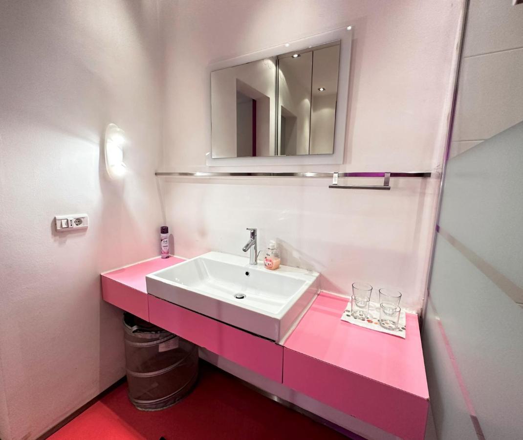 Charming Starry Night Apartment Ljubljana Luaran gambar
